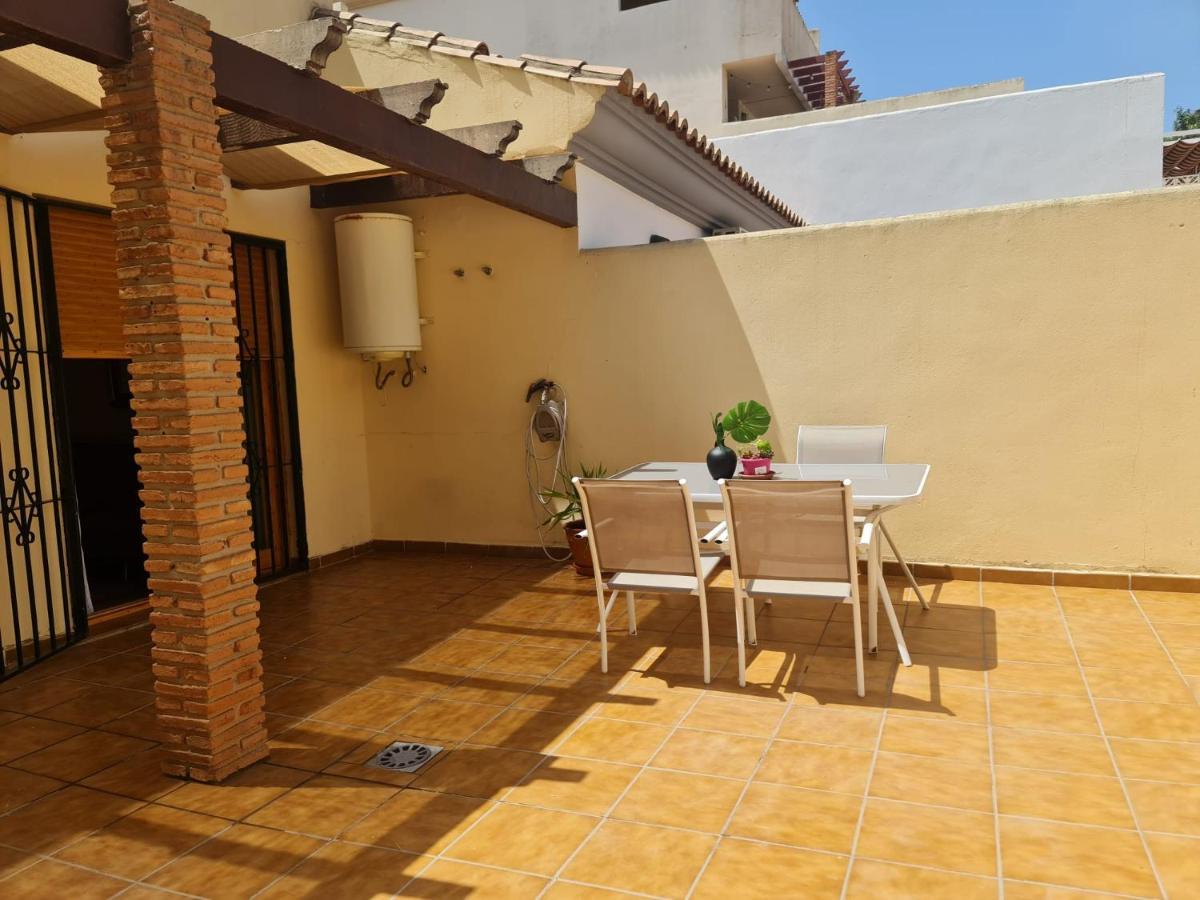 Apartamentos Benalmarina マラガ エクステリア 写真